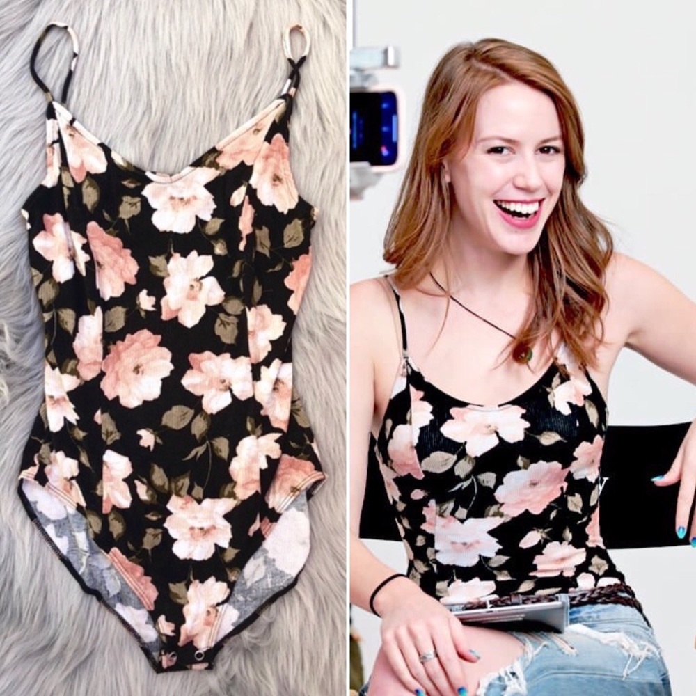 American Eagle Floral Body Suit